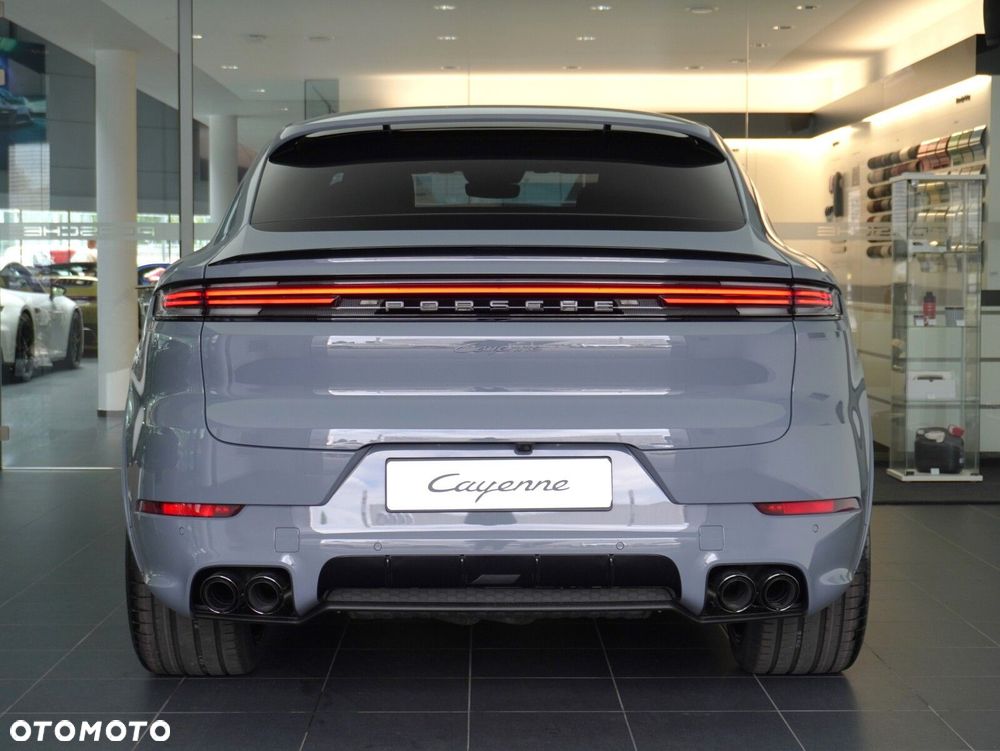 Porsche Cayenne Black Edition - 16
