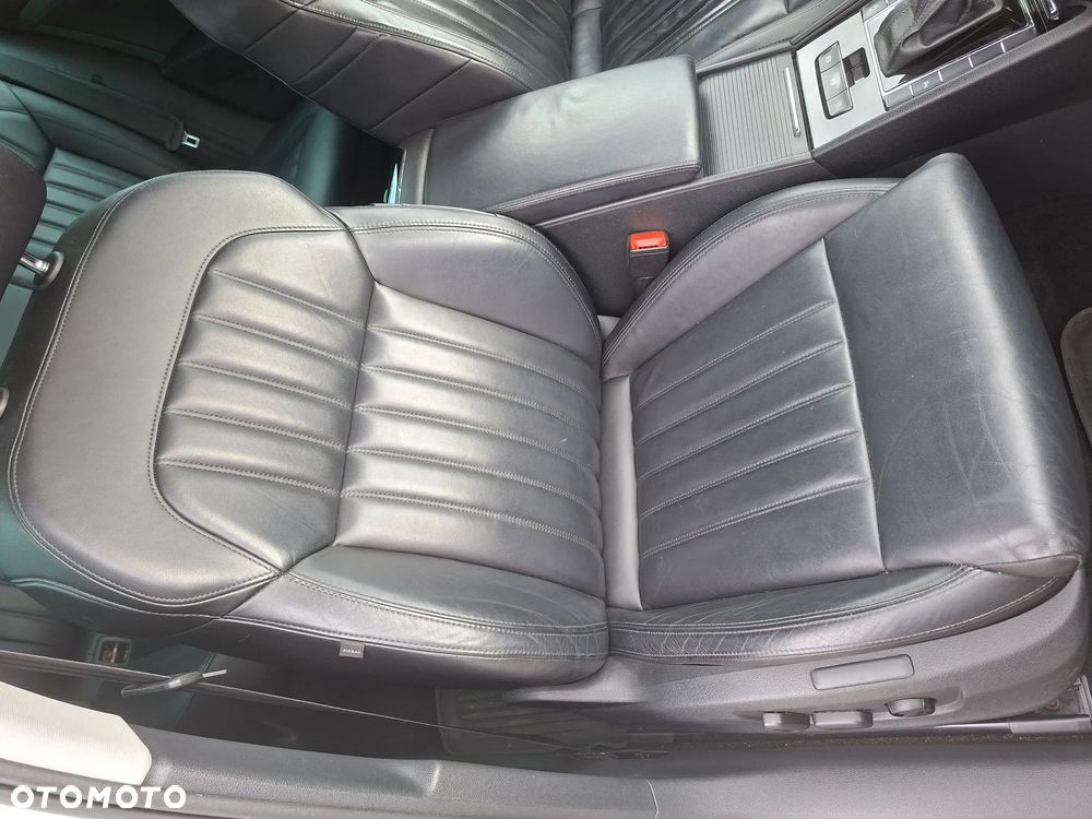 Skoda Superb 2.0 TDI DSG Premium Edition - 15