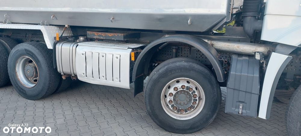 Mercedes-Benz AROCS - 15