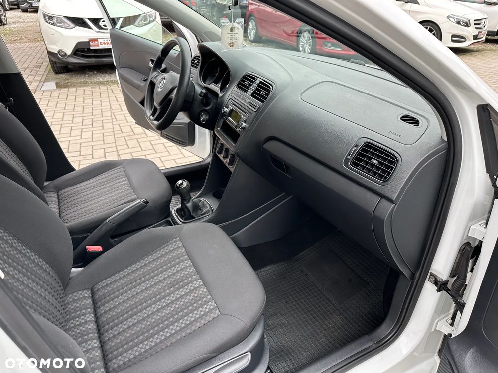 Volkswagen Polo - 21