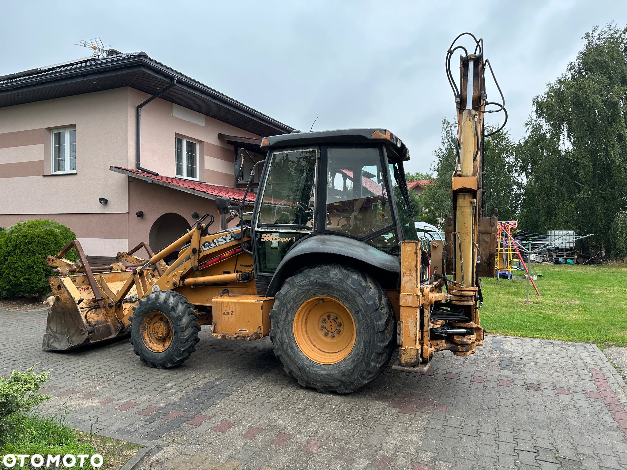 Case 590SR-4PS Powershift 4x4 - 11