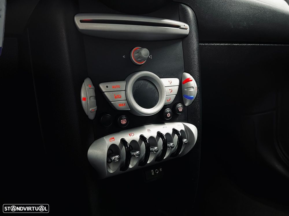 MINI 3 Portas Cooper D - 21