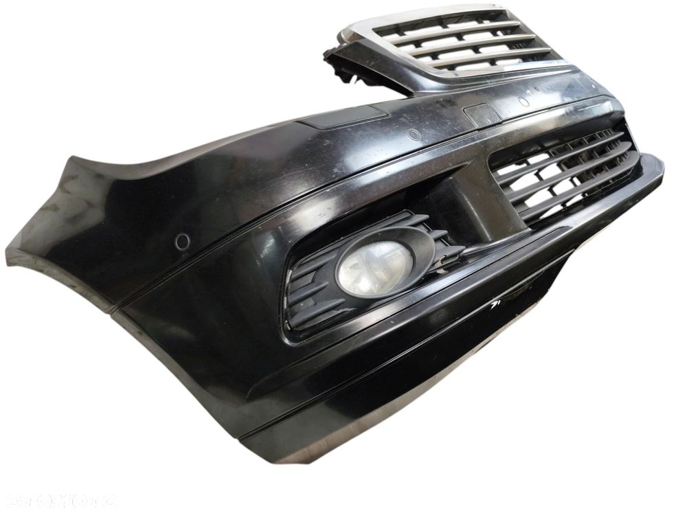 ZDERZAK PRZÓD MERCEDES C W204 (2007-2011) 2.2 CDI 136KM - 2