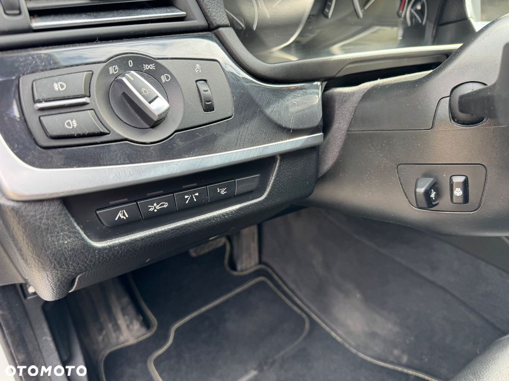 BMW Seria 5 520d BluePerformance - 11