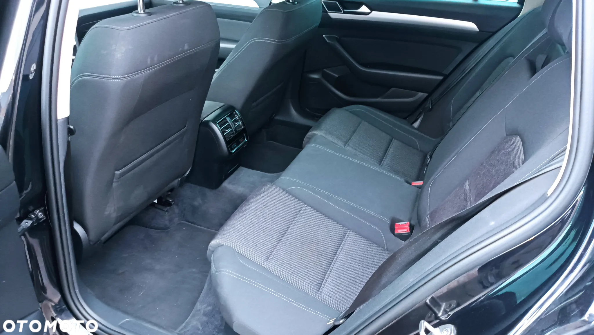 Volkswagen Passat 1.5 TSI EVO Comfortline - 6