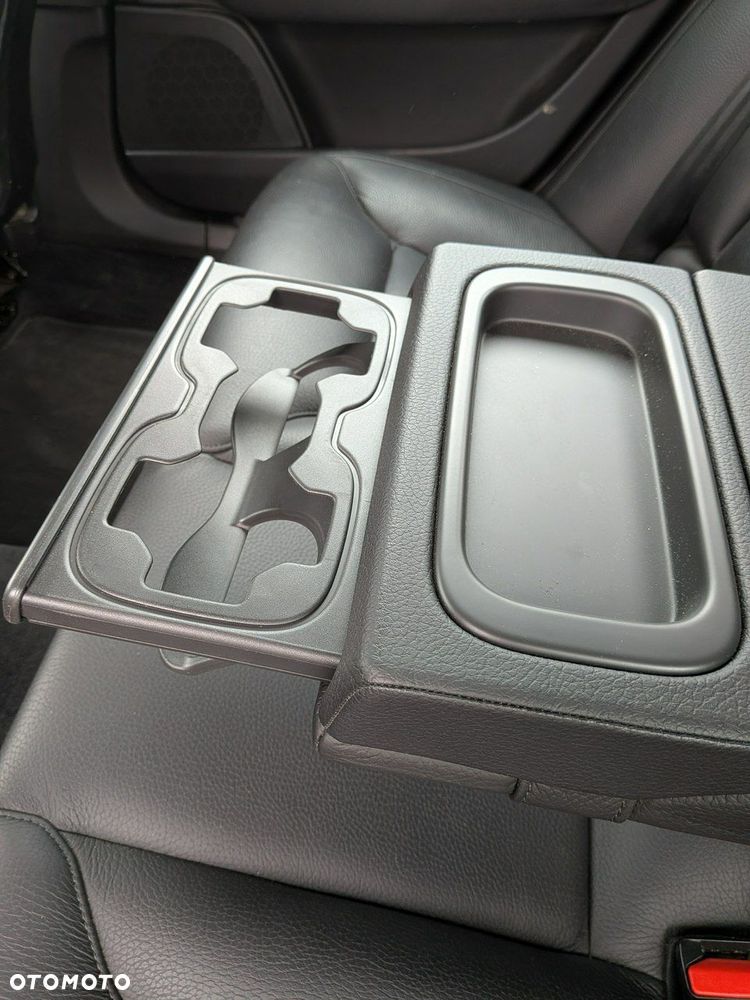 Volvo V90 D5 SCR AWD Momentum Pro - 15