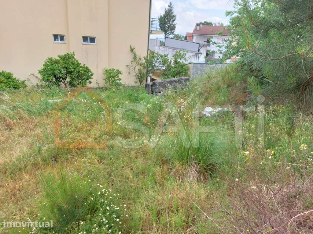 Terreno urbano para construção - Grande imagem: 2/5