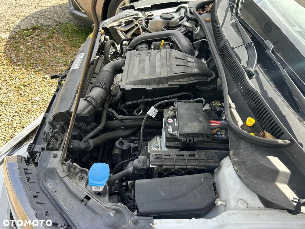 Volkswagen Polo 1.0 TSI OPF IQ.DRIVE - 11