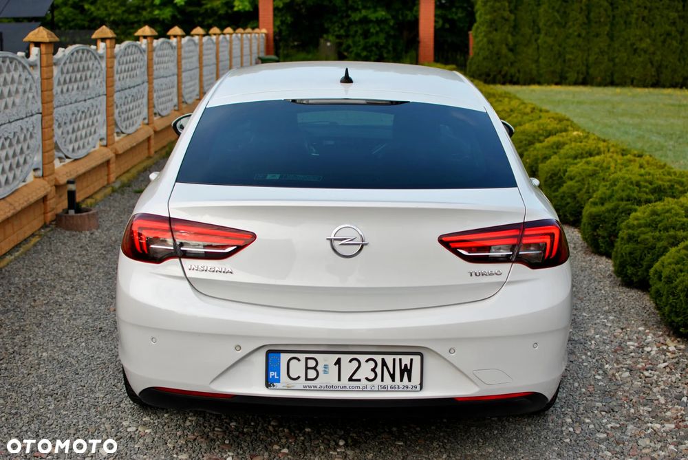Opel Insignia CT 1.5 T Elite S&S - 12