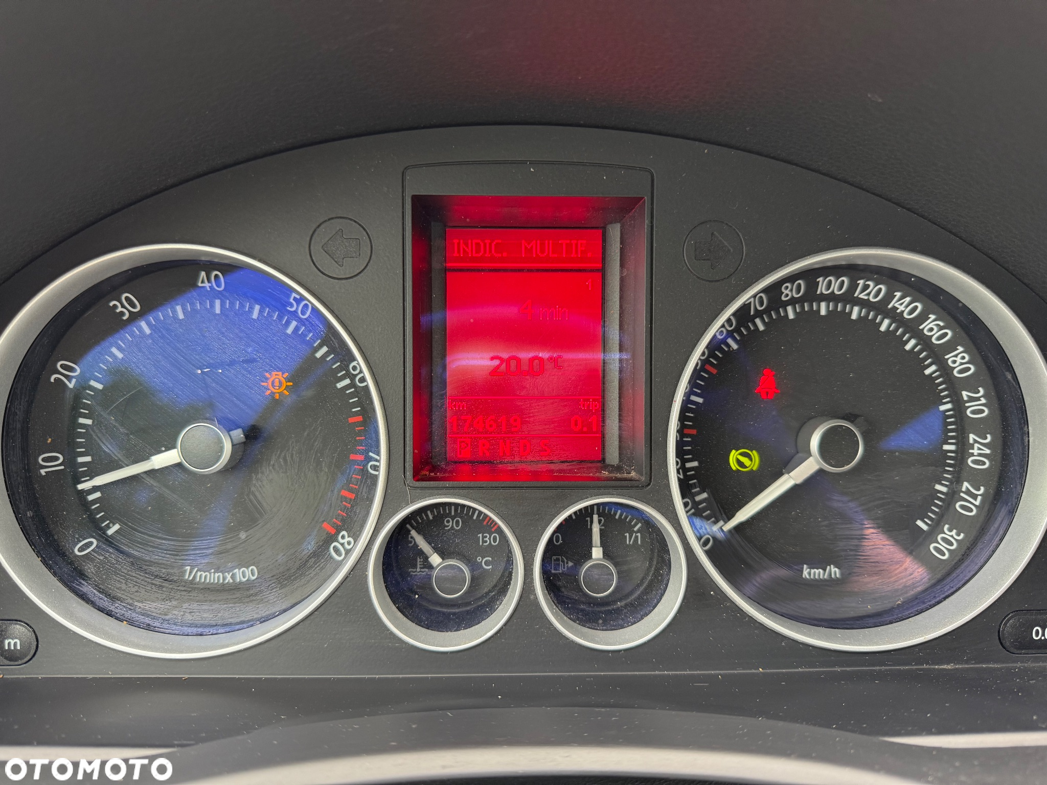 Volkswagen Golf R32 4Motion DSG - 14