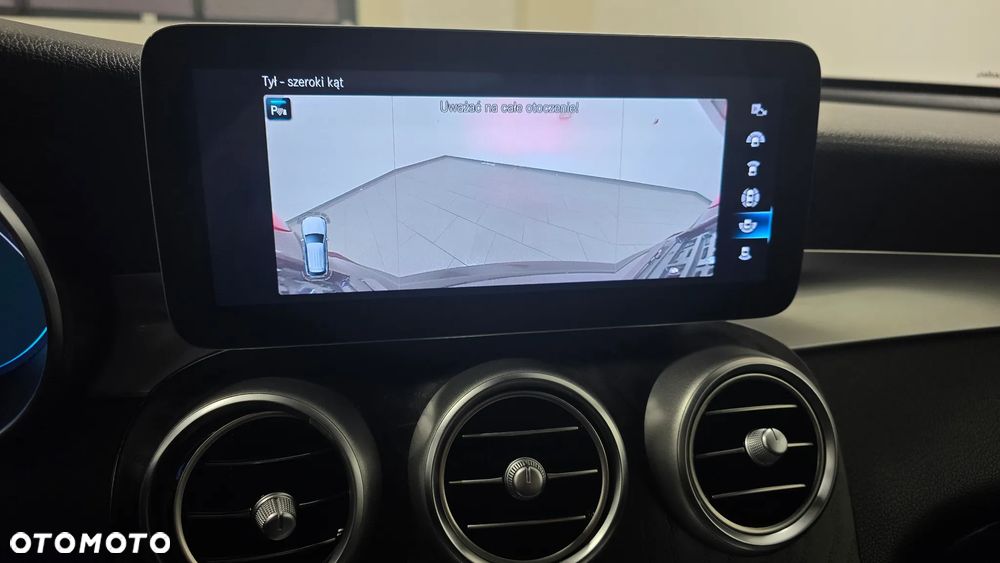 Mercedes-Benz GLC 300 de 4Matic 9G-TRONIC AMG Line Plus - 35