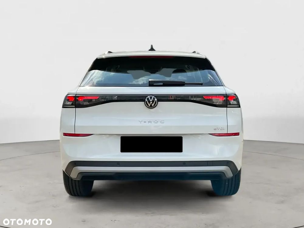 Volkswagen T-Roc - 13