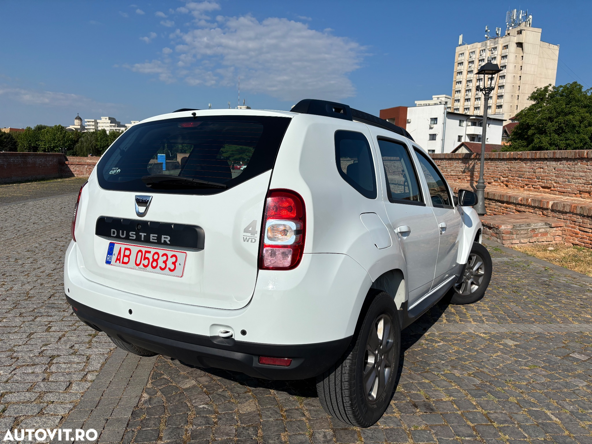 Dacia Duster 1.5 dCi 4WD Prestige jante 16" - 3
