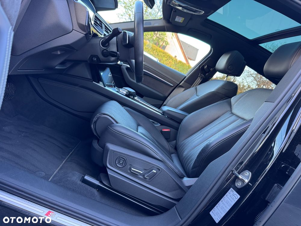 Audi e-tron S Quattro - 16