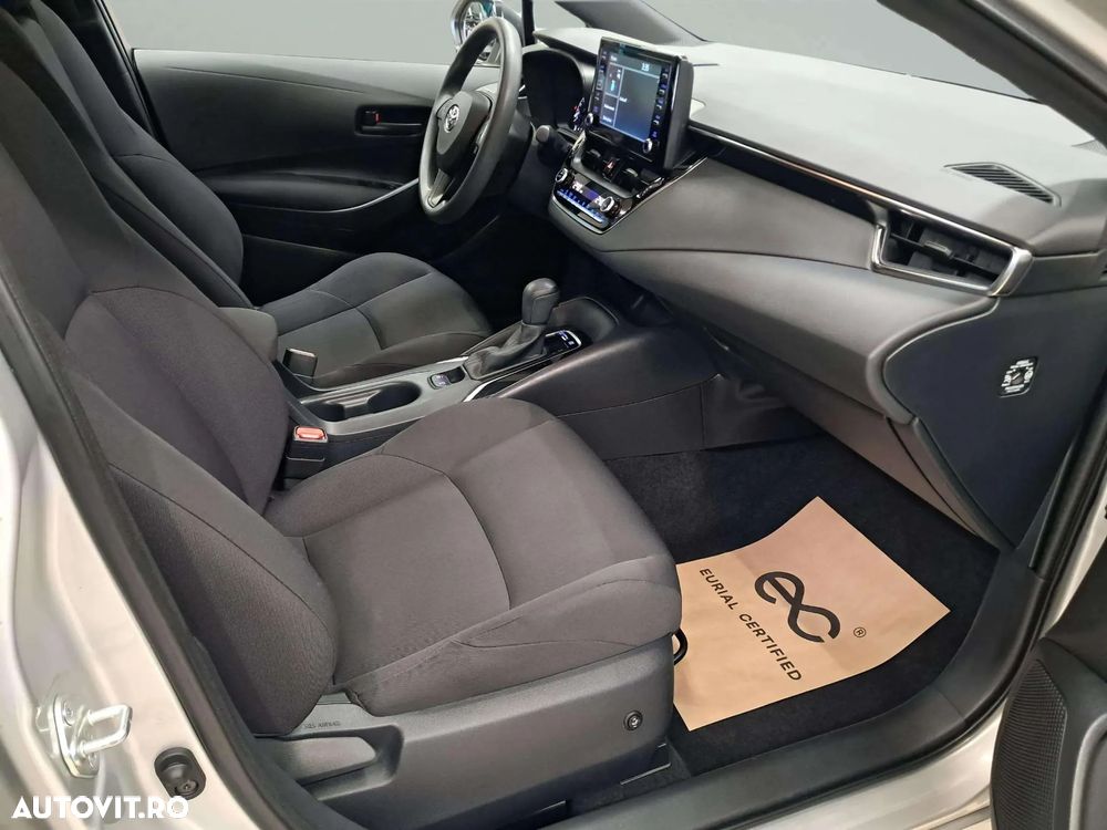 Toyota Corolla 1.8 HSD Business - 9