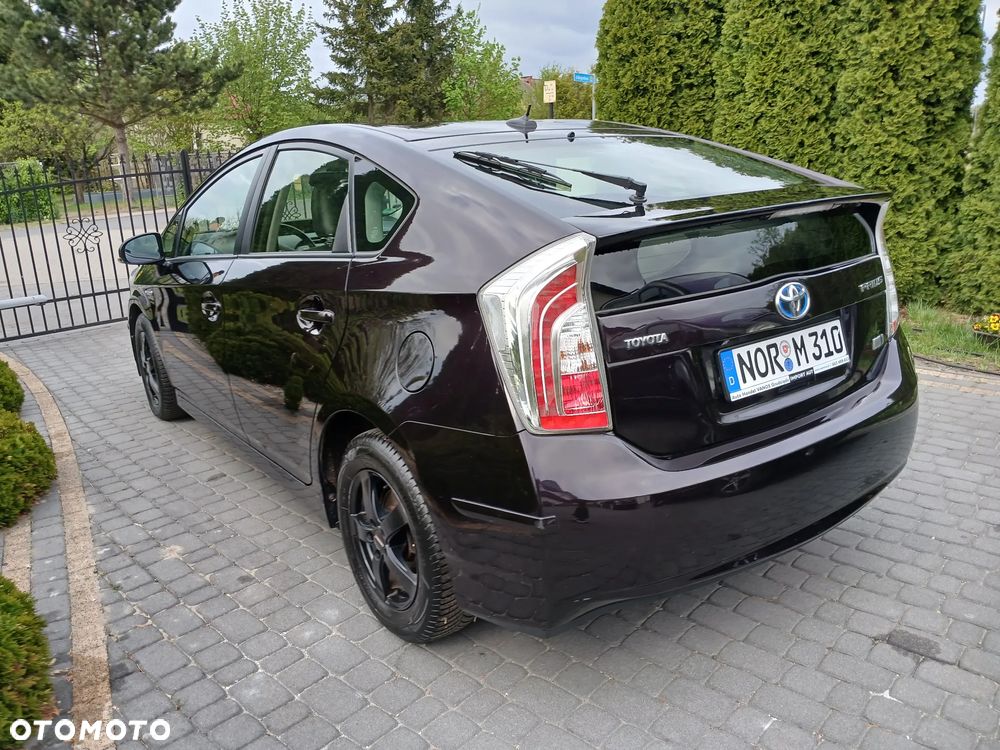 Toyota Prius - 14