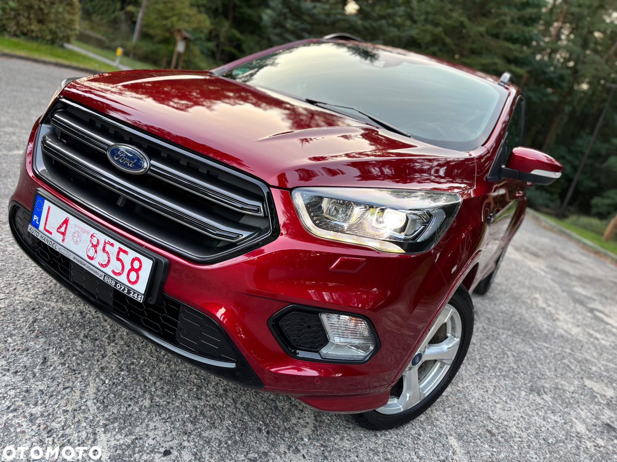 Ford Kuga - 4