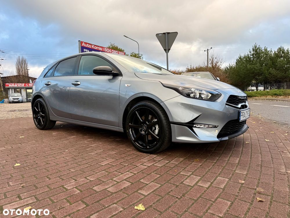 Kia Ceed 1.5 T-GDI DCT7 OPF Vision - 30