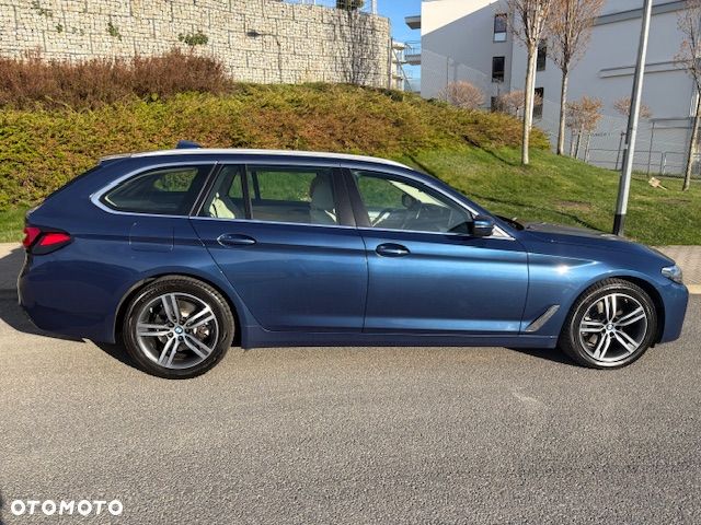 BMW Seria 5 520d xDrive Luxury Line sport - 6