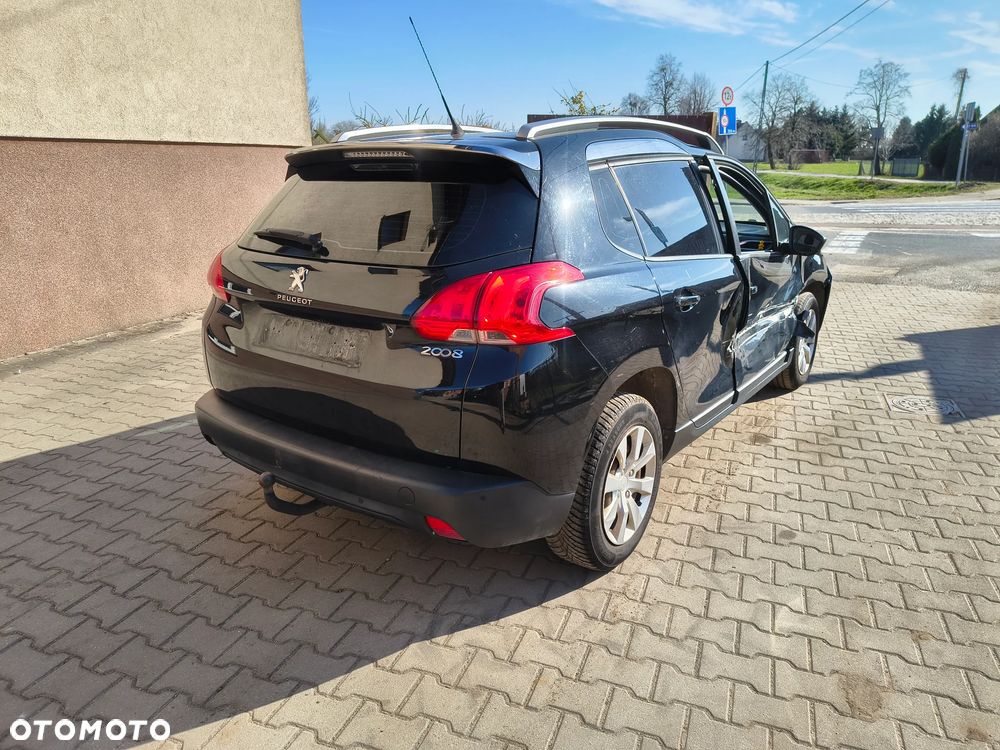 Peugeot 2008 - 9