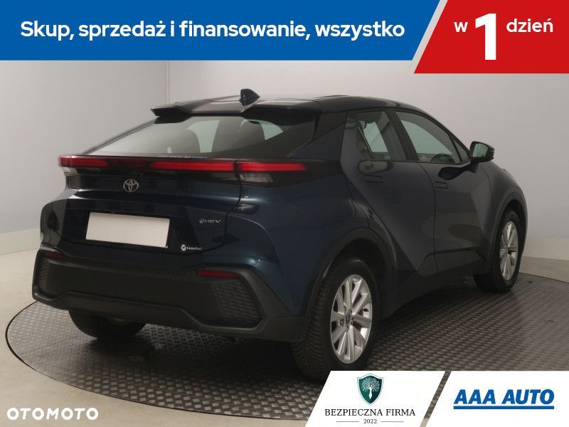 Toyota C-HR - 7