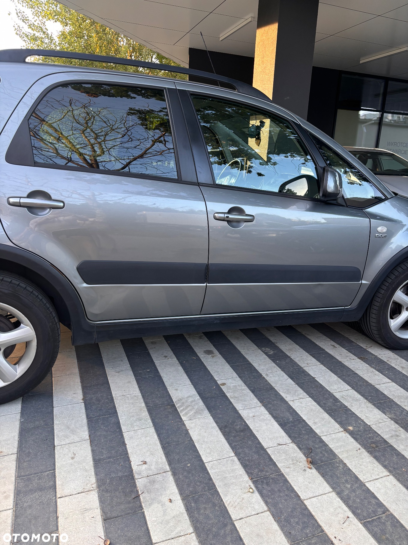 Suzuki SX4 1.9 DDiS DPF 4x4 Comfort - 11
