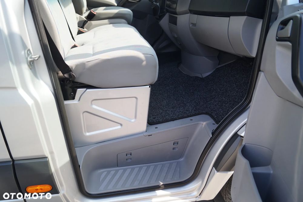 Volkswagen Crafter - 12