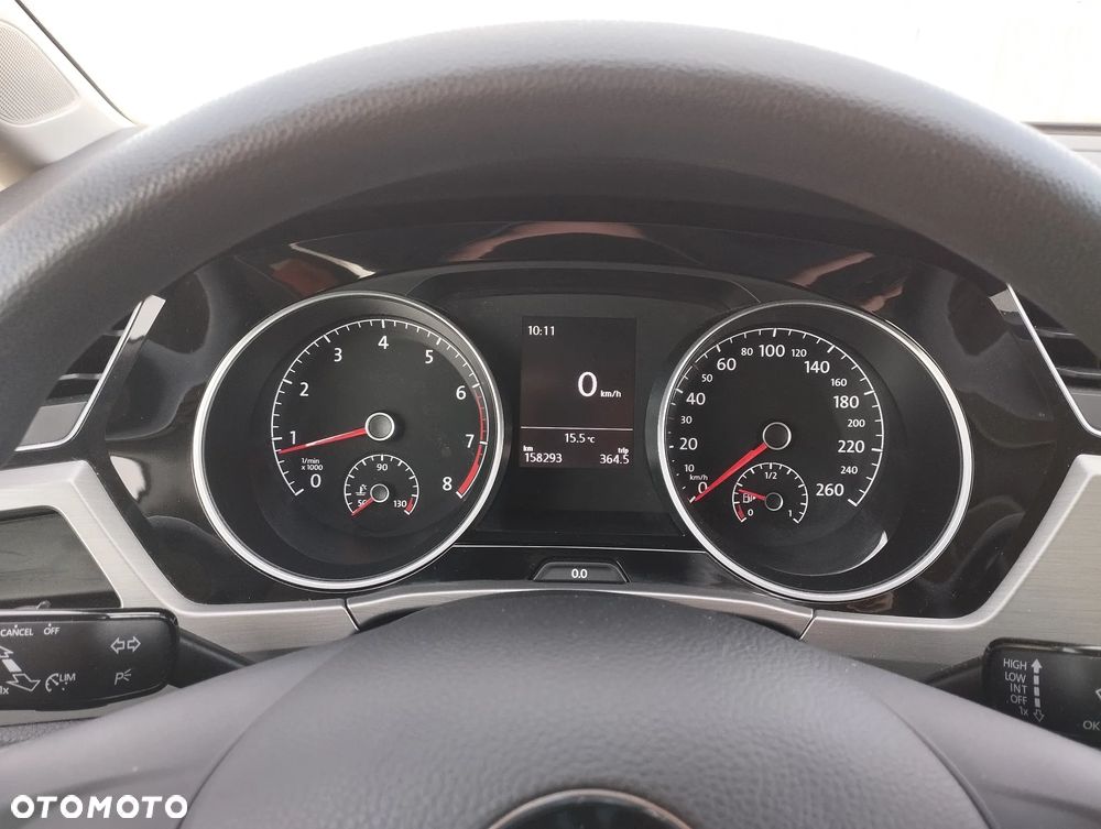 Volkswagen Touran 1.4 TSI BMT Comfortline - 11