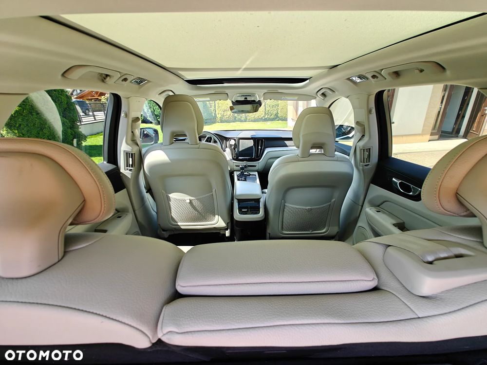 Volvo XC 60 T6 AWD Geartronic Inscription - 9