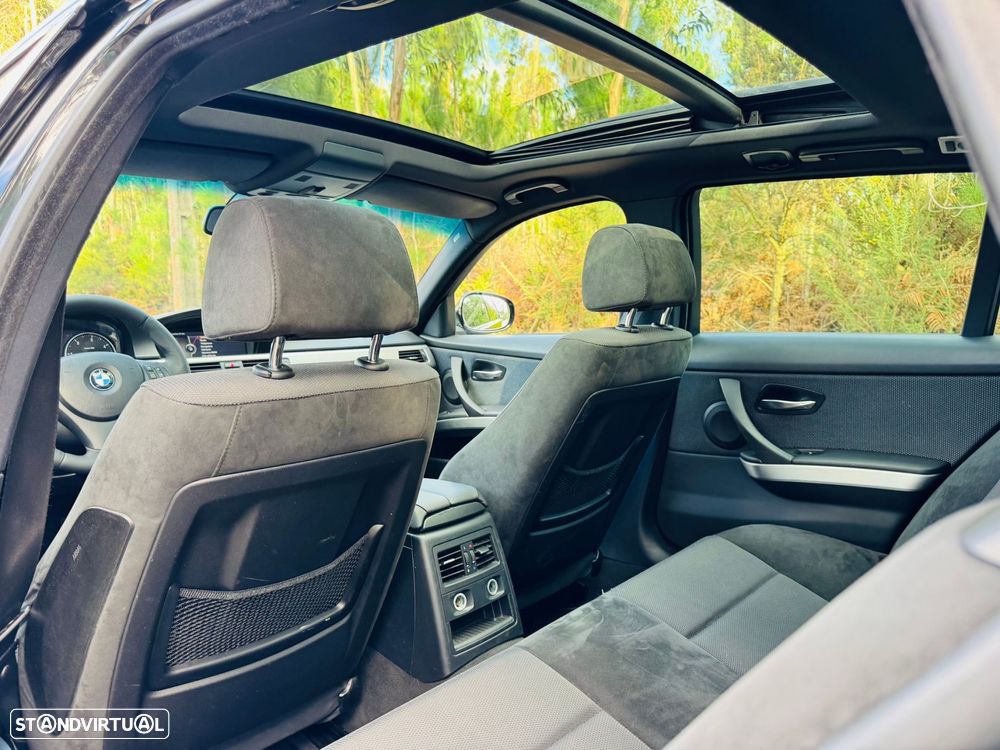 BMW 320 d Touring Pack M - 49