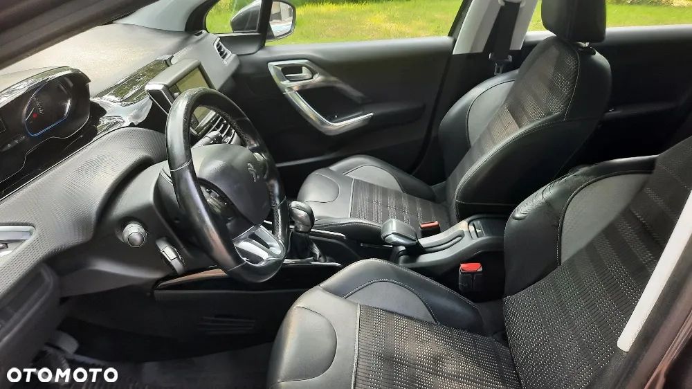 Peugeot 2008 1.6 BlueHDi Allure - 9