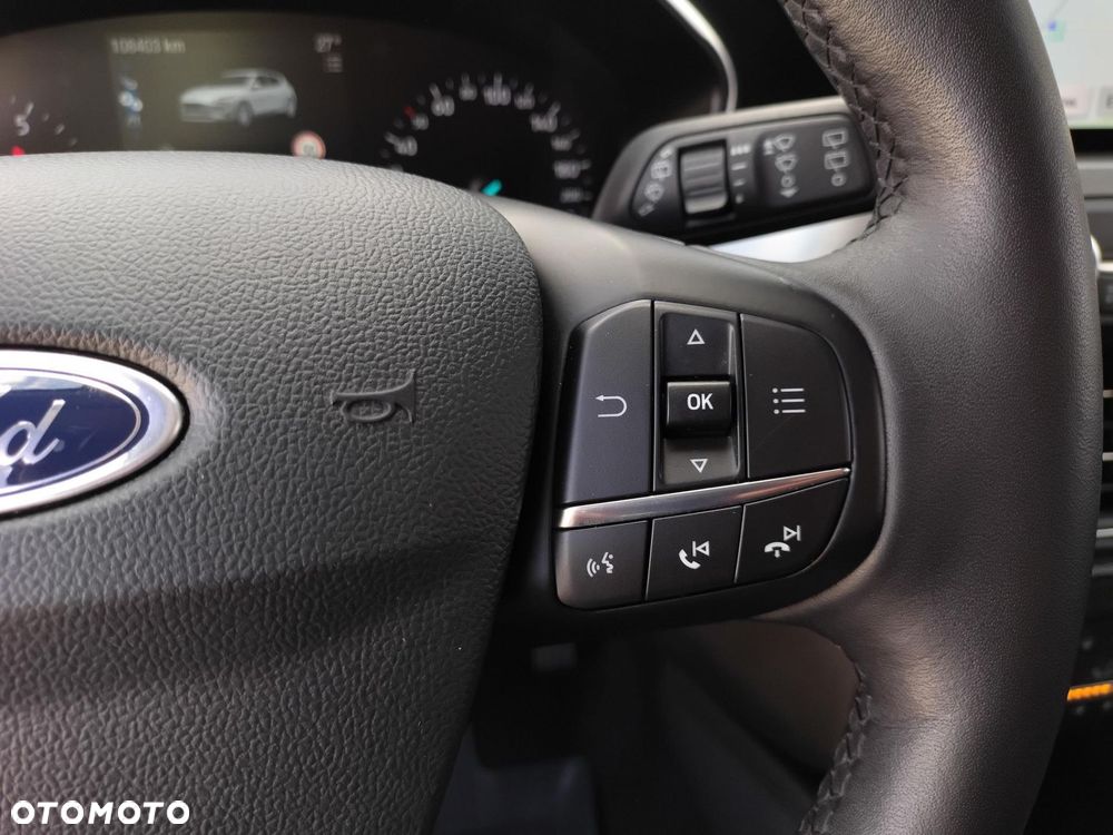 Ford Focus 1.0 EcoBoost Titanium Business - 14