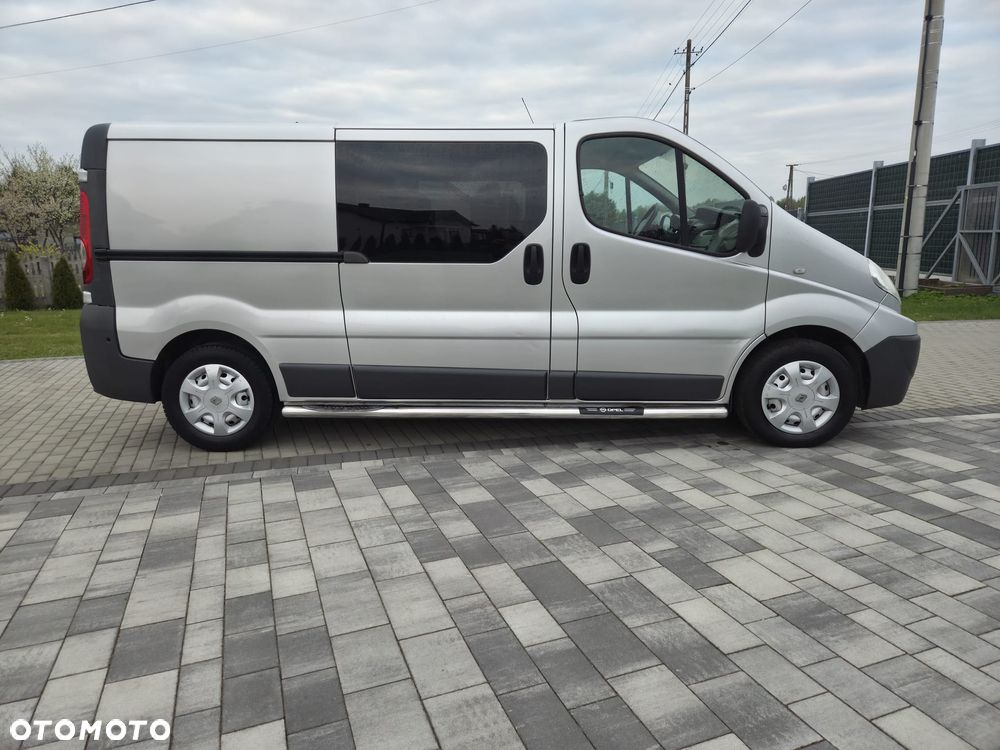 Renault TRAFIC LONG KLIMA TEMPOMAT ORYGINAŁ DUBEL KABINA ZADBANY FULL OPCJA DOPOSAŻONY - 3