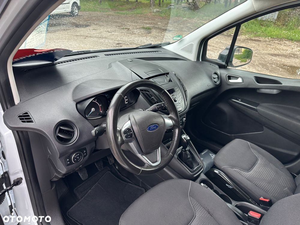 Ford Transit Courier Basis - 11