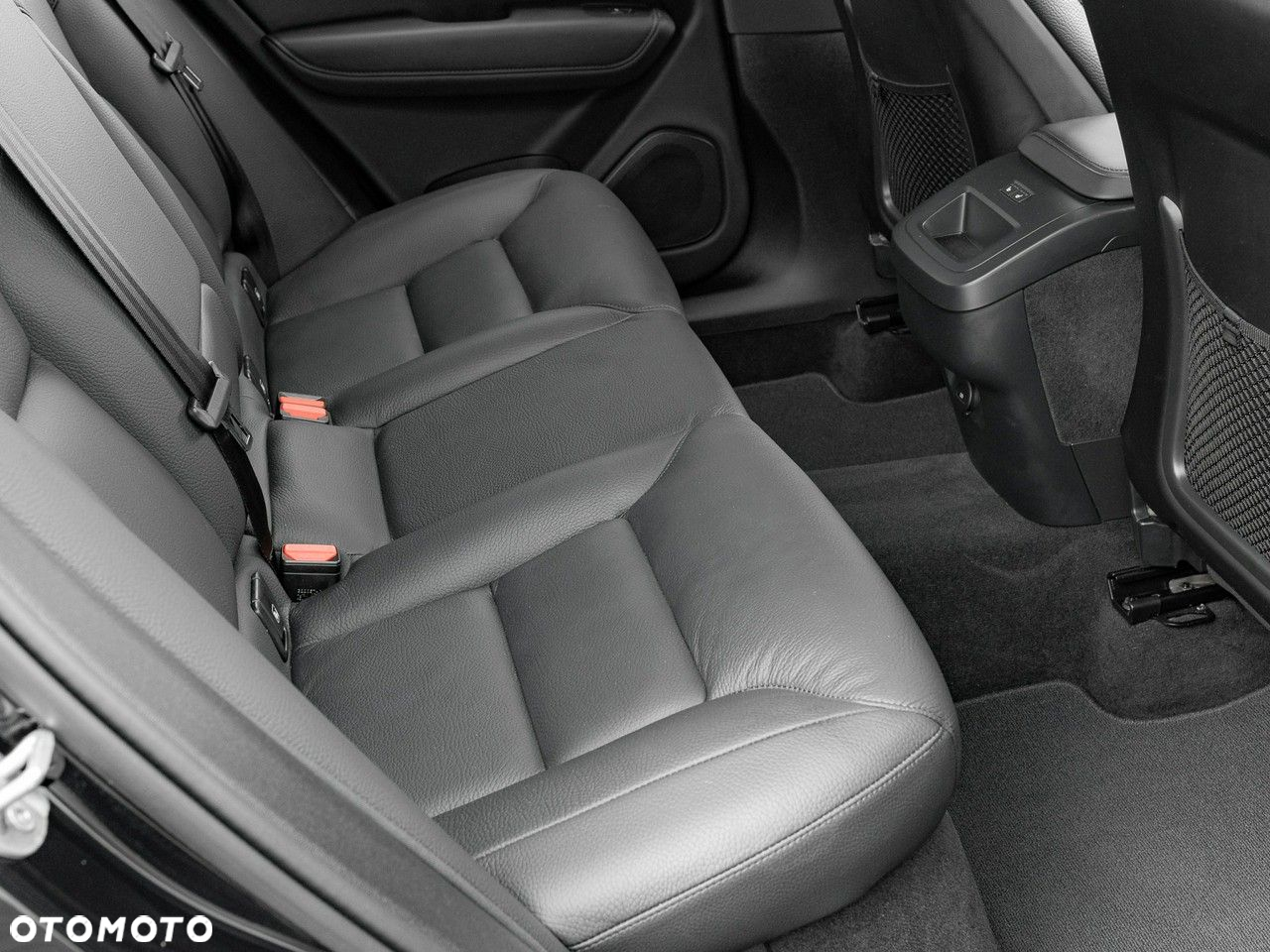 Volvo XC 60 - 31