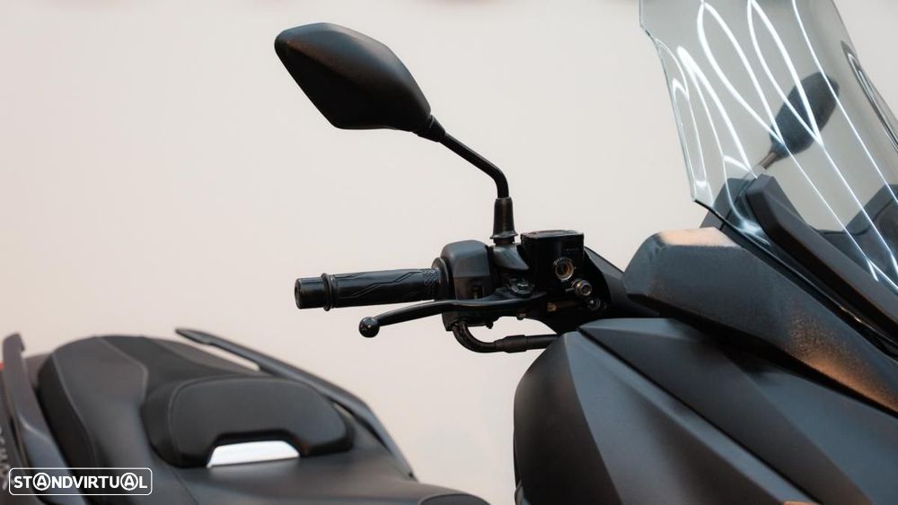 Yamaha X-Max 125 - 14