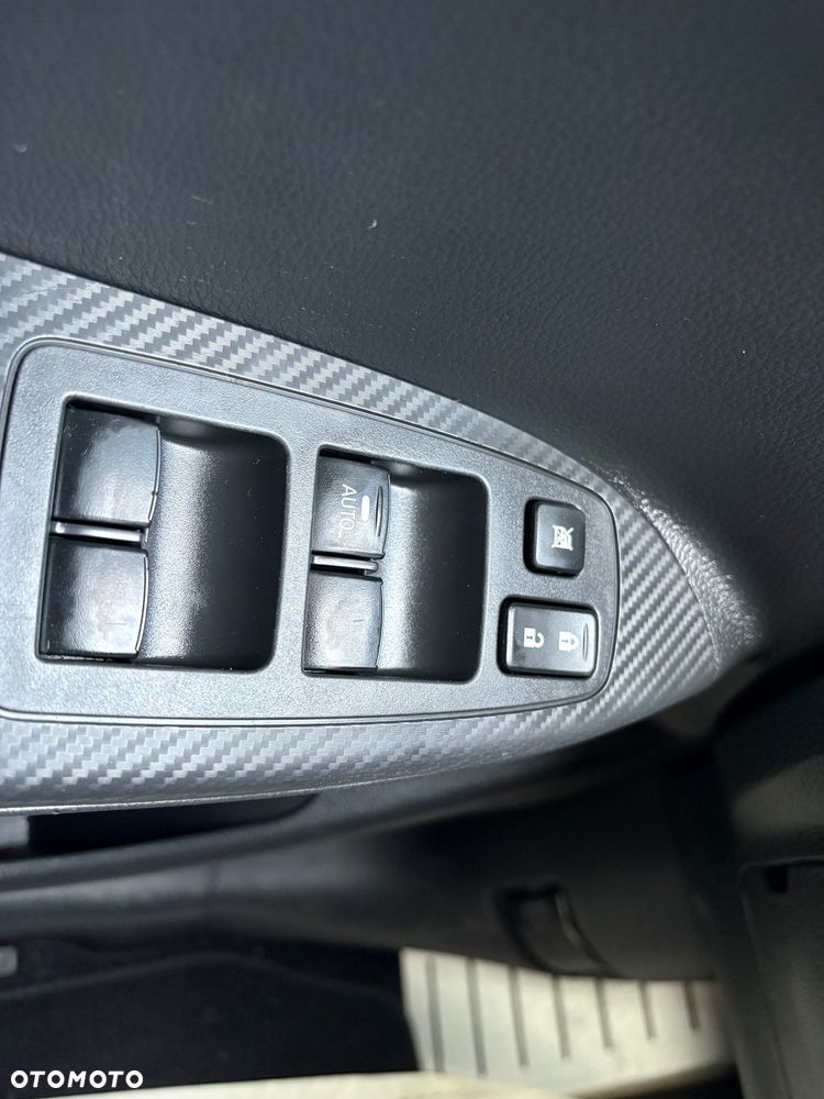 Mitsubishi Eclipse Cross 1.5 T Intense - 29