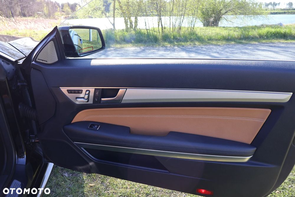 Mercedes-Benz Klasa E 250 - 8