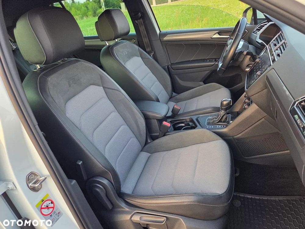 Volkswagen Tiguan - 19