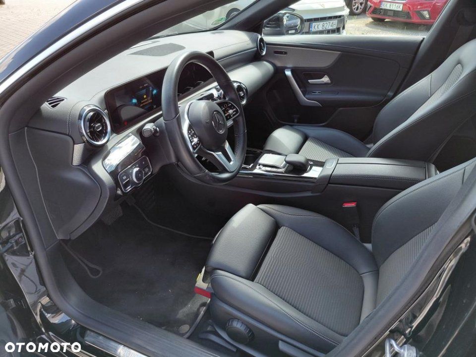 Mercedes-Benz CLA - 11