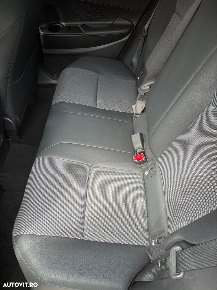Toyota C-HR 1.8 HSD 122 CP 4x2 CVT C-lassy - 24