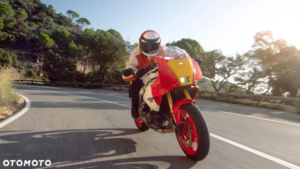 Yamaha XSR - 13