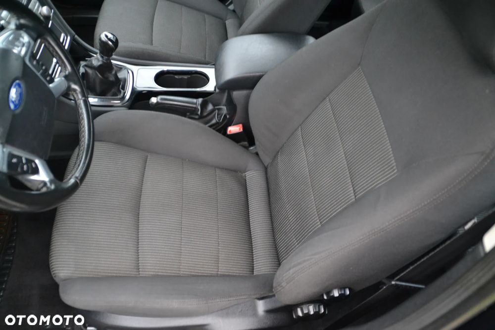 Ford Mondeo 2.0 Viva Titanium - 23