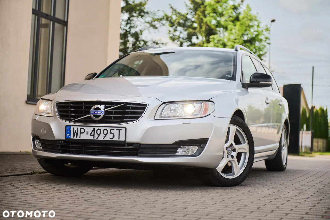 Volvo V70 D4 Black Edition - 39