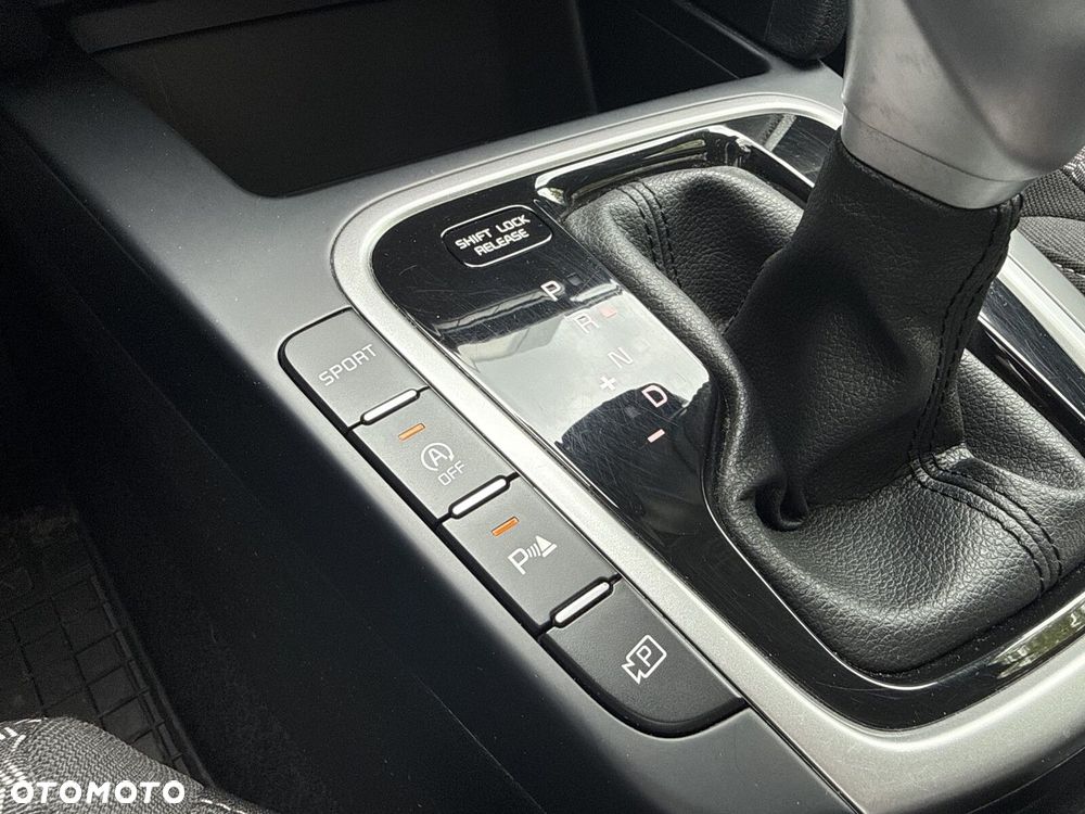 Kia XCeed 1.5 T-GDI M DCT - 26