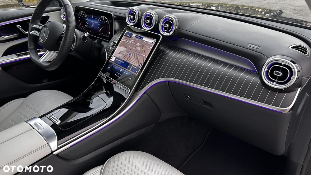 Mercedes-Benz GLC - 25