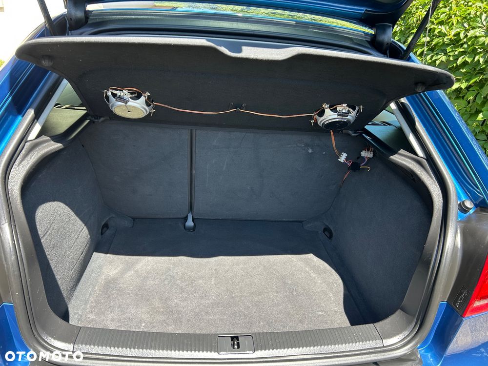 Audi A3 3-drzwiowe 1.6 Attraction - 32
