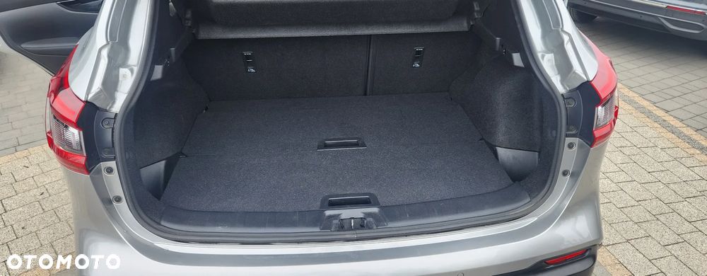Nissan Qashqai 1.3 DIG-T Tekna EU6d - 25