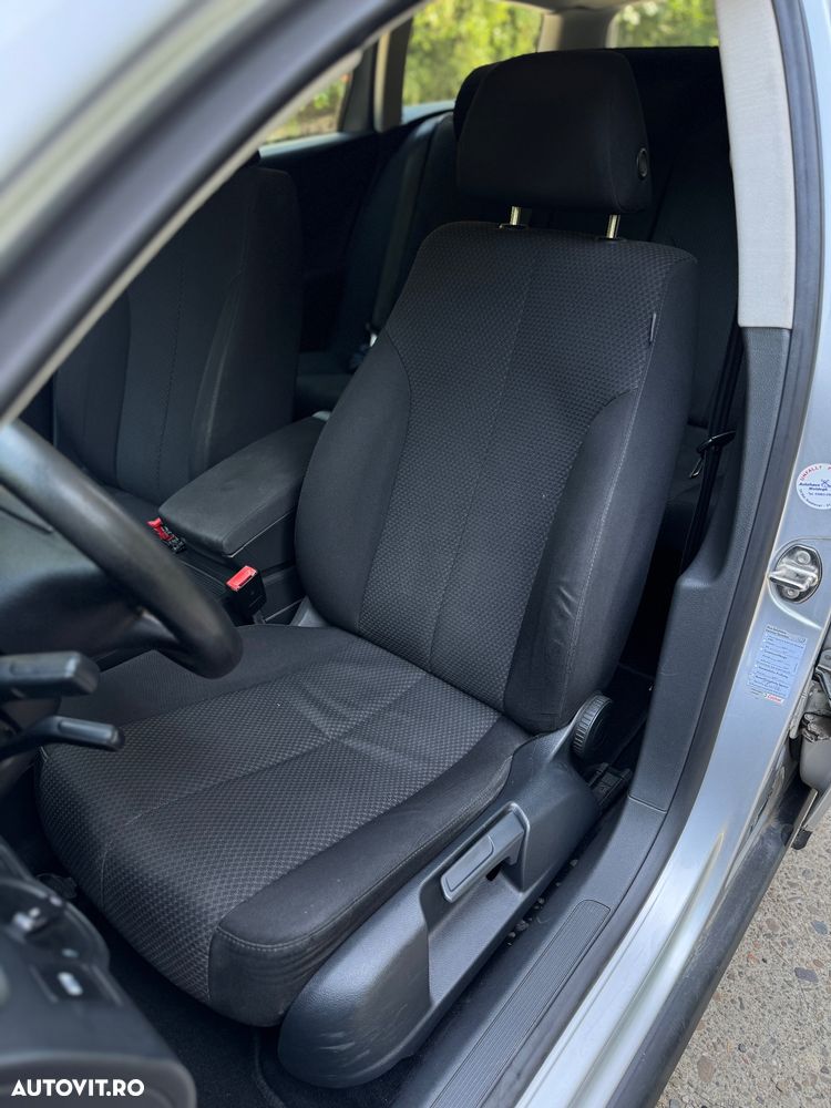 Volkswagen Passat 1.9 TDI Comfortline - 36