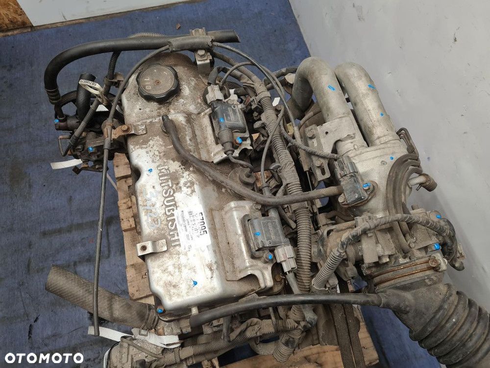 MITSUBISHI LANCER SILNIK BENZYNOWY 4G18 1.6 - 7